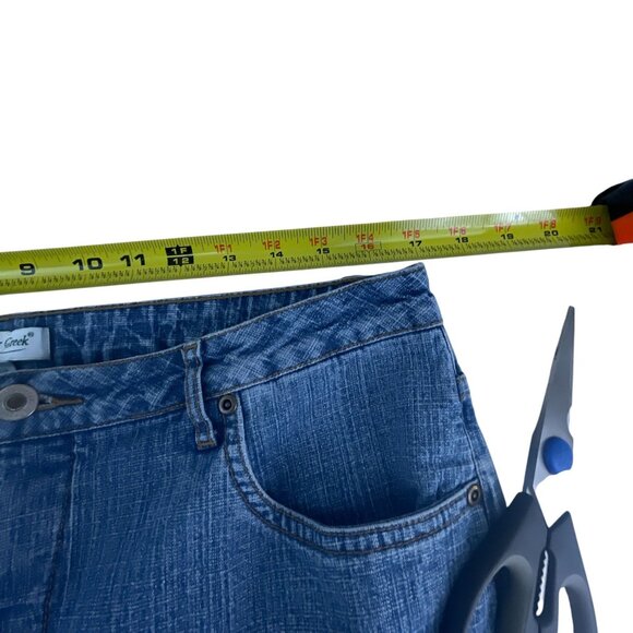 Coldwater Creek Women's Blue Denim Crop Jeans 14 Straight Leg Casual Mid Rise - Picture 6 of 9